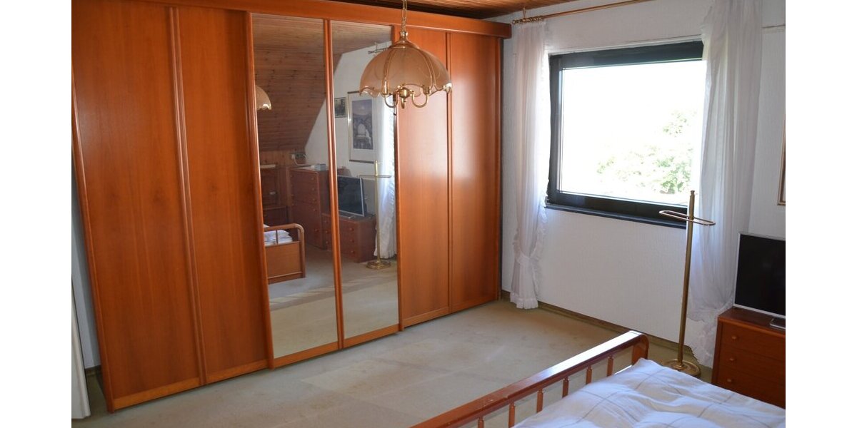Elternschlafzimmer Bild 2