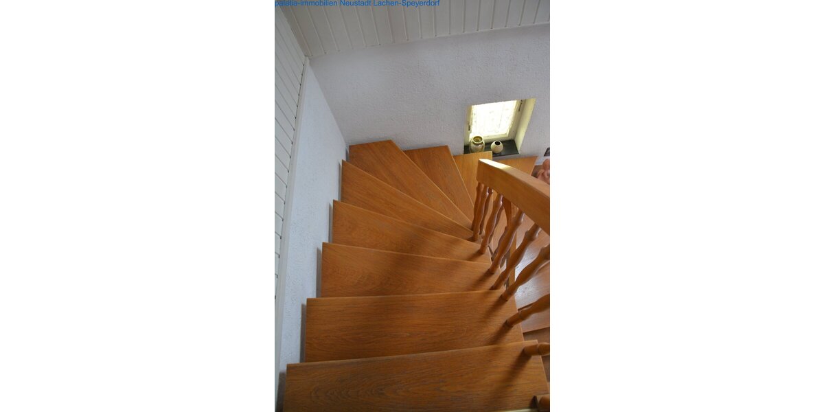 Treppenanlage ins OG