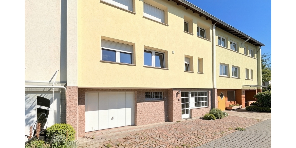 Attraktives Dreifamilienhaus in Mannheim-Neckarstadt – Kapitalanlage mit Entwicklungspotenzial - Mehrfamilienhaus, Wohnhaus Mannheim Neckarstadt-Ost | Angebot:27323722